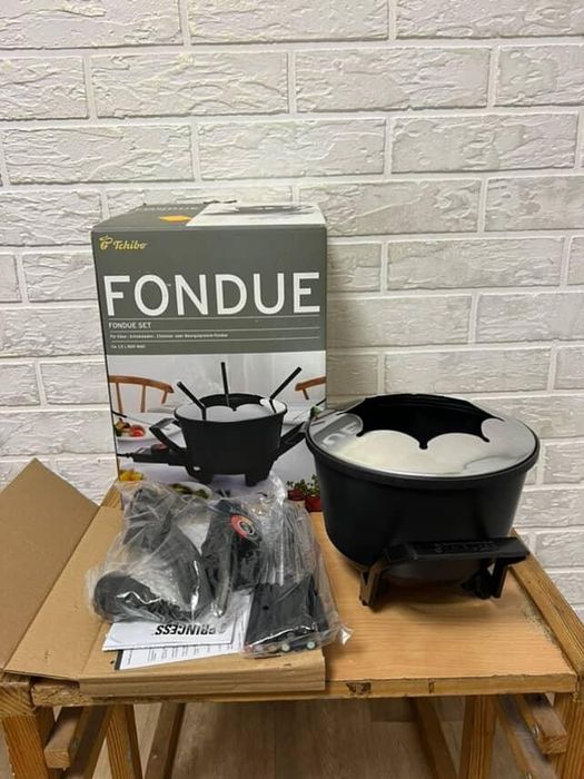 Фондюшниця Tchibo