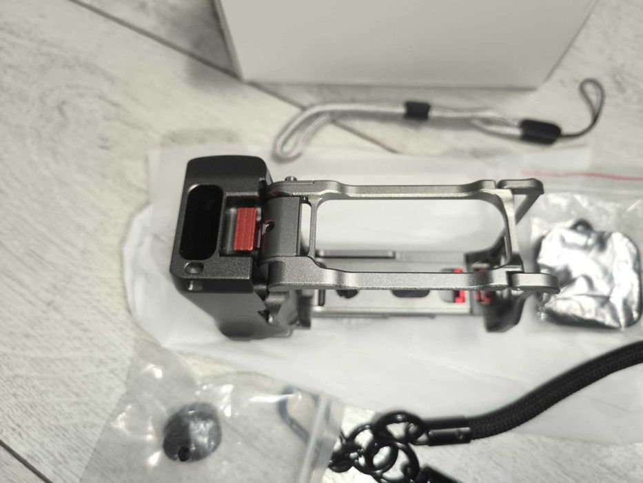 Uchwyt / klatka Hand Grip do Insta360 Ace Pro 2 – Flymile AC Pro 2