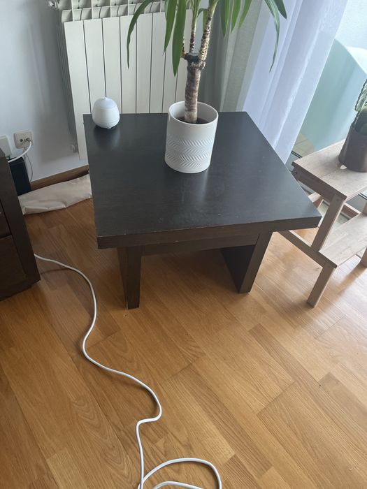 Mesa de apoio de madeira