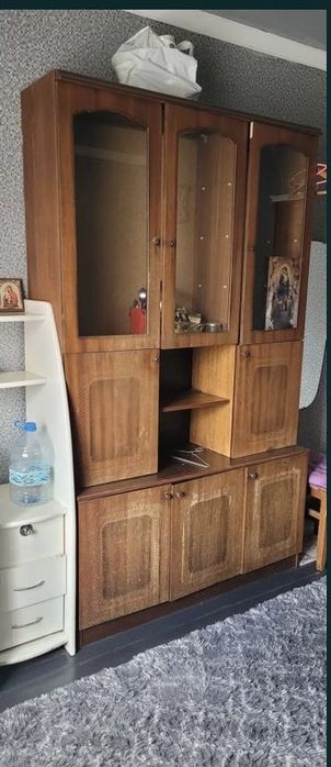 Оренда кімнати в гуртожитку (8 кімнат з загальним коридором)