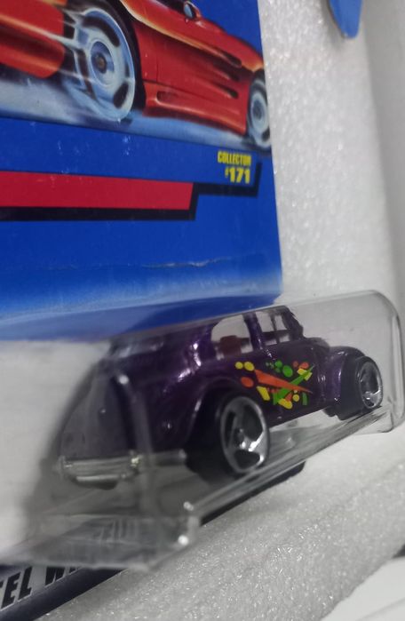 Volkswagen bug Hot Wheels