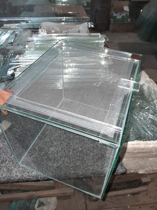 ВИГОТОВЛЯЄМО акваріуми під заказ.є маленькі тумби