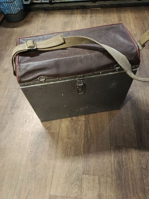 Ящик для зимової рибалки