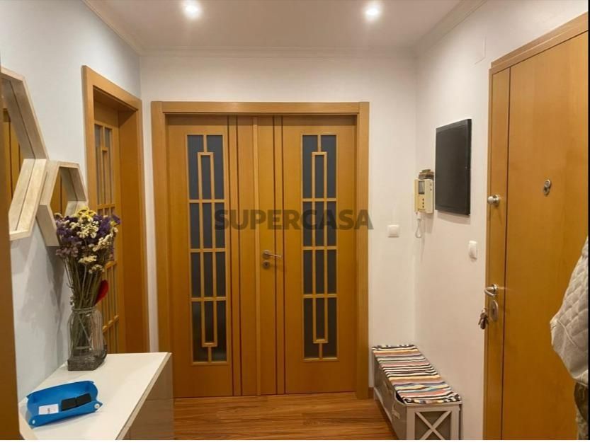 Vendo portas completas em bom estado (1 dupla e 2 simples)