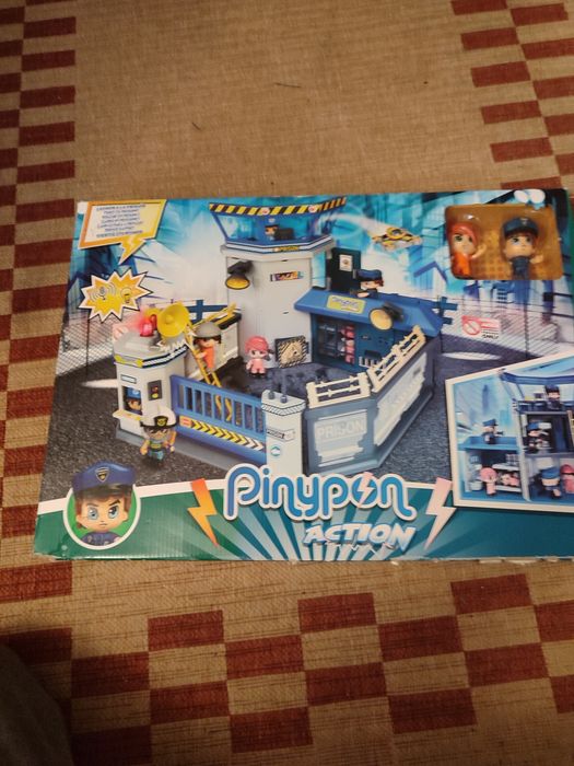 Pinypon Action ladrão na prisão
