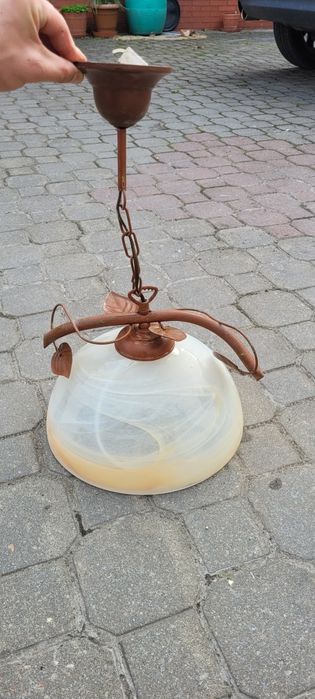 Lampa wisząca rustykalna z dużym szklanym kloszem