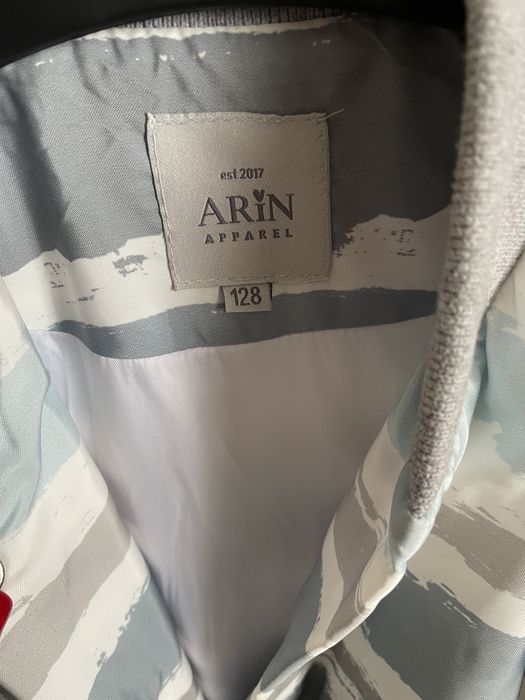 Бомбер Arin Apparel,