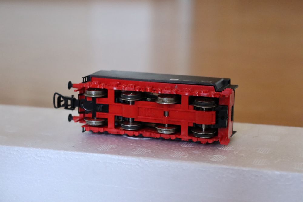 Modell der Schnellzuglokomotive baureihe 01'5 der DR