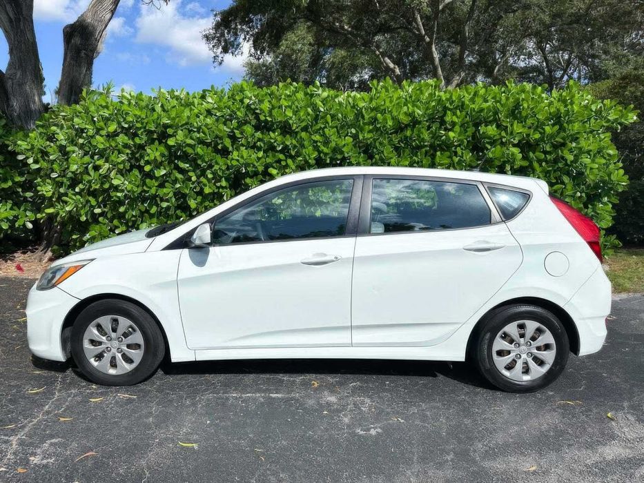 Hyundai Accent Sport      2015