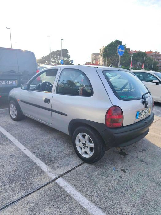 Opel corsa 1.5 TD Isuzu — photo 3