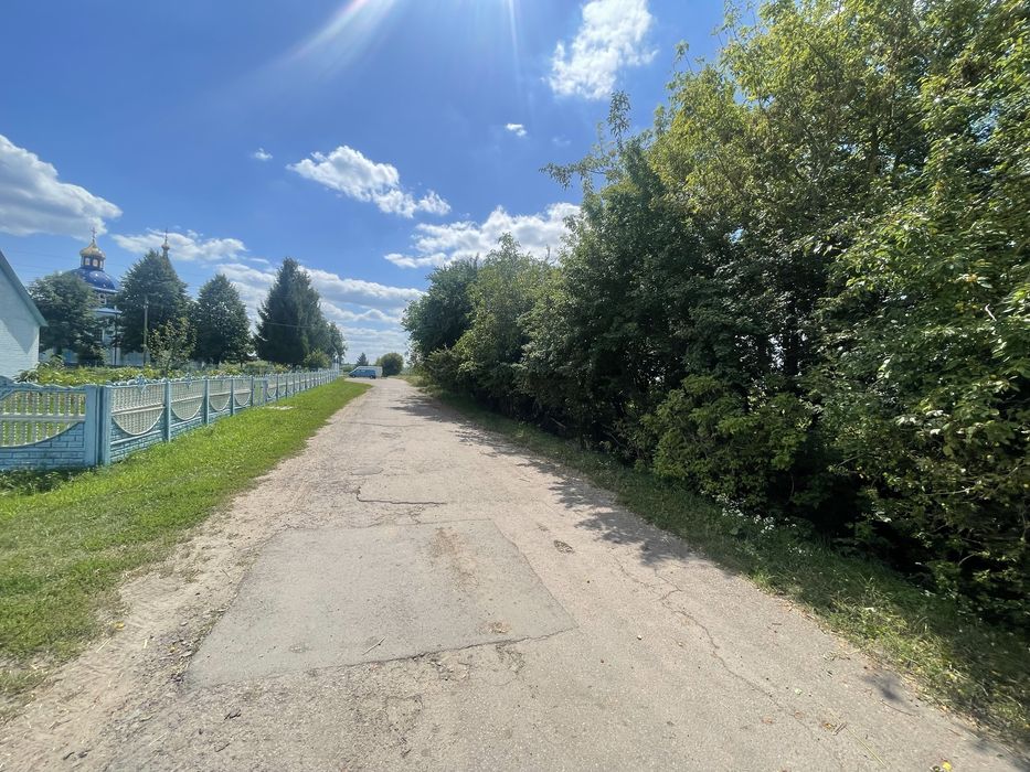 Ділянка в центральній частині під будівництво