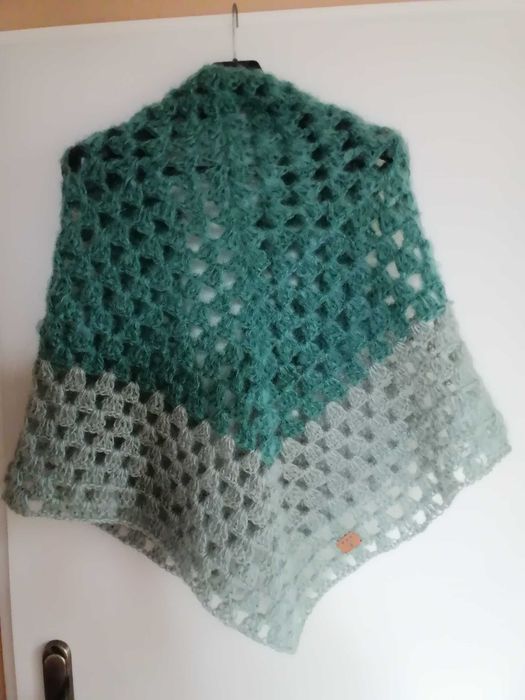 Chusta na szydełku handmade z moheru