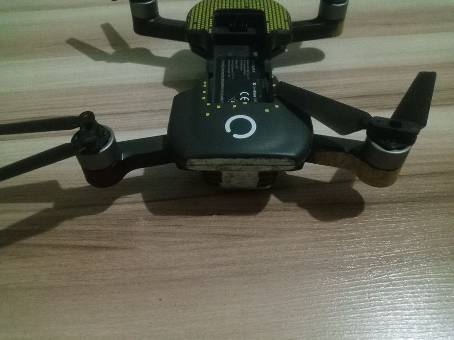 Dron X-Bee Drone Fold One - 249g nie wymaga ubezpieczenia operatora