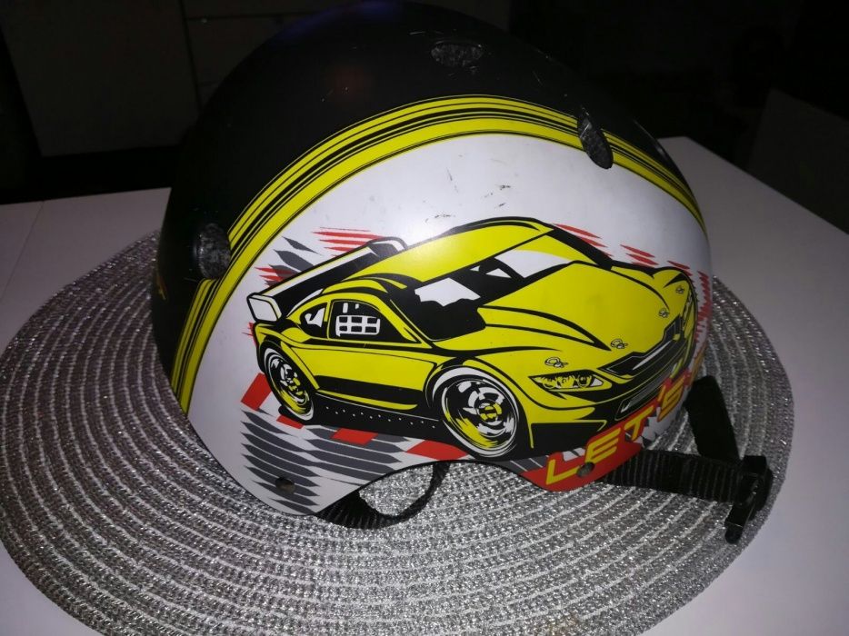 Kask Hot Wheels na rower deskorolke