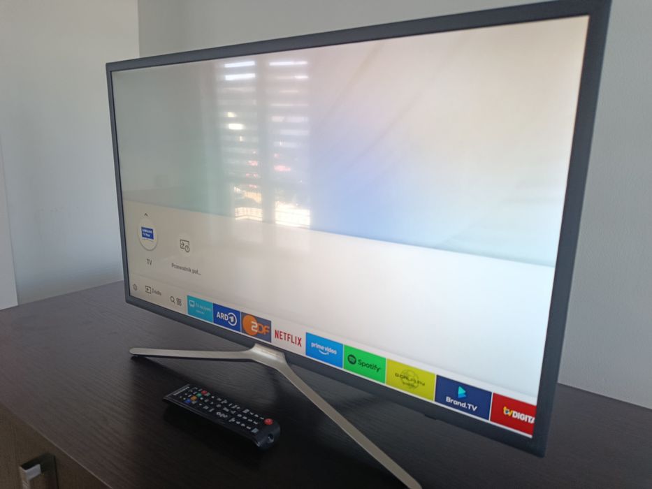 Samsung Smart TV 32"