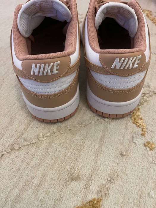 Sapatilhas Nike Dunk Low 42.5 novas a estrear (Cor Salmão, Rosa Velho)