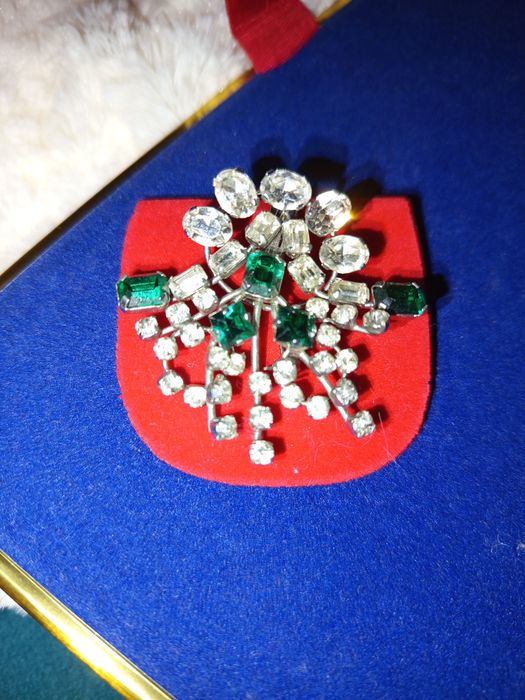 Broszka, stara biżuteria