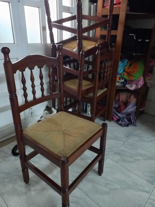 4 cadeiras de mogno para cozinha