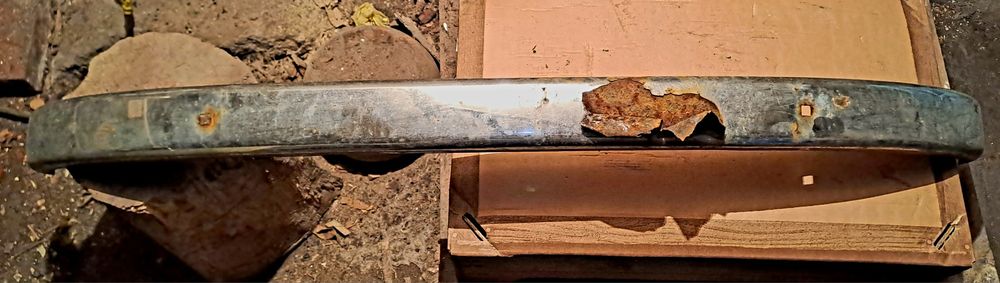 Zderzak Fiat 126p > PRZÓD >CHROM RETRO PRL