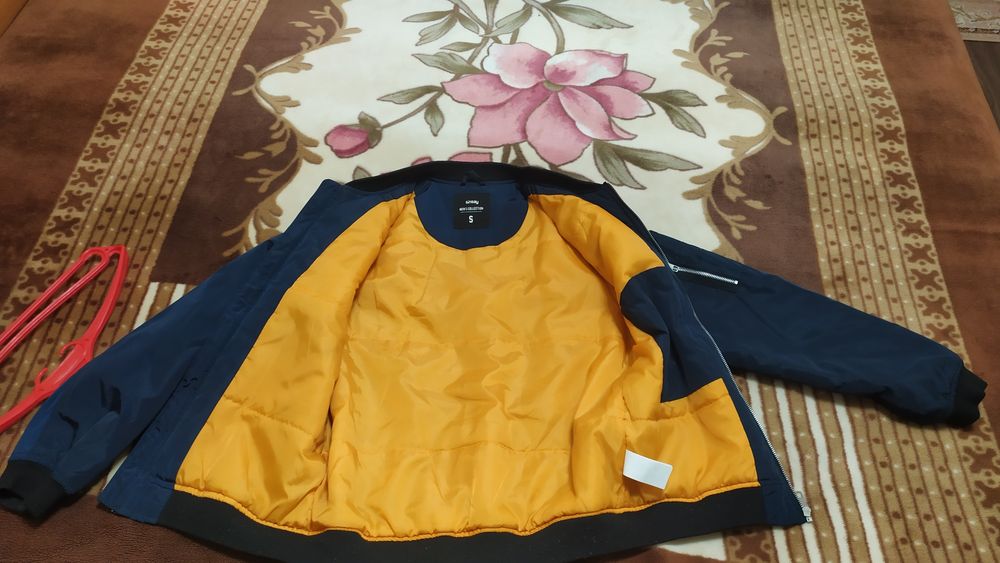 Куртка весна осінь