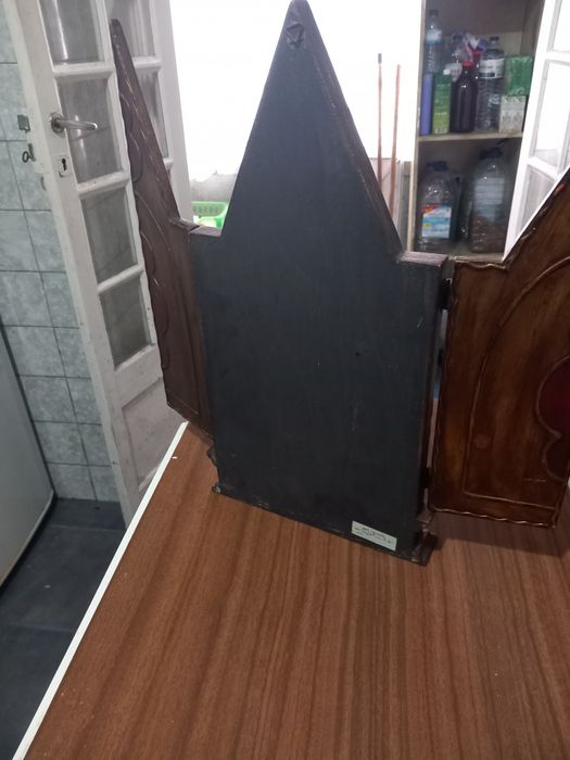 Oratório religioso antigo