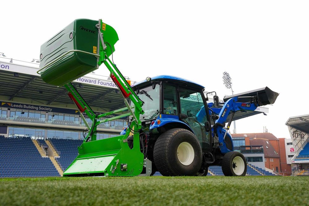 Kosiarka bijakowa z koszem Peruzzo KOALA 1600 PROFESSIONAL wysyp 1,85m