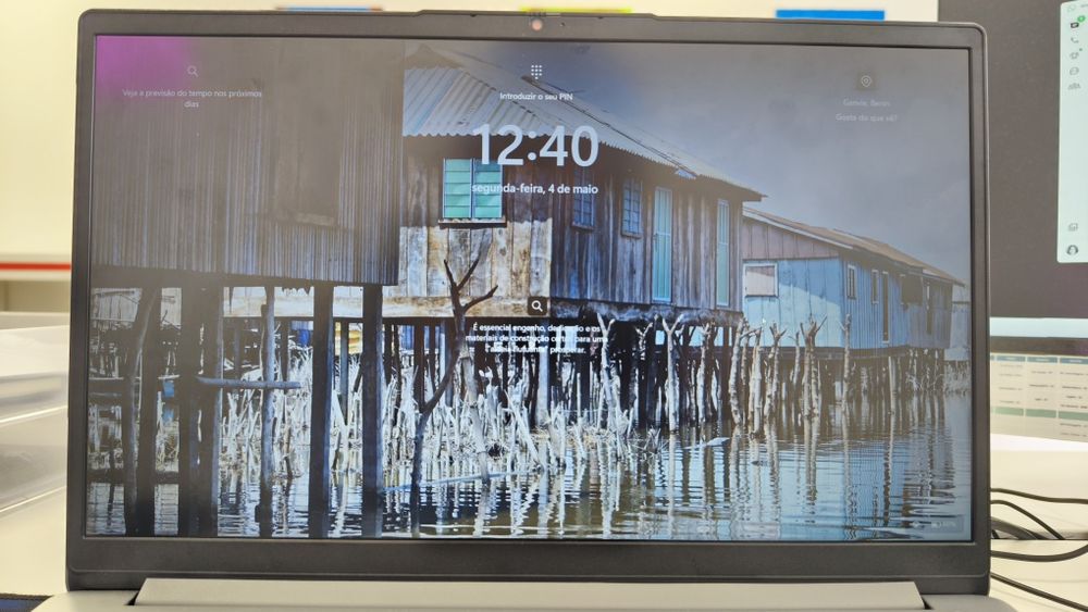 Portátil LENOVO 1 15IGL7 (Intel Celeron N4020 - Intel UHD Graphics 600 - RAM: 4 GB - 128GB SSD - 15.6'')