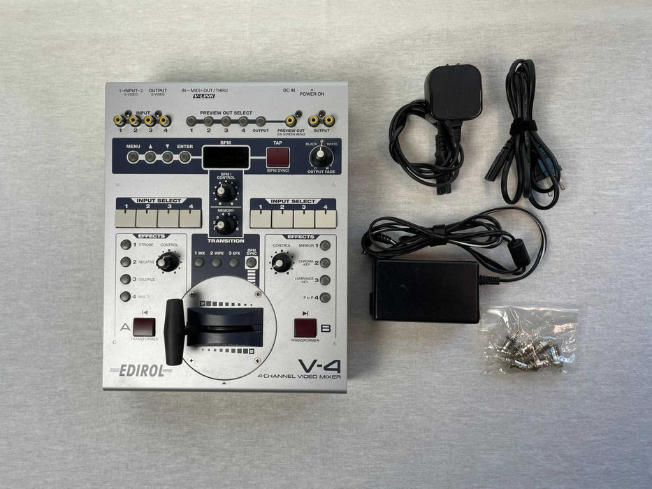 Roland Edirol V-4 4 Channel Video Mixer Switcher Digital