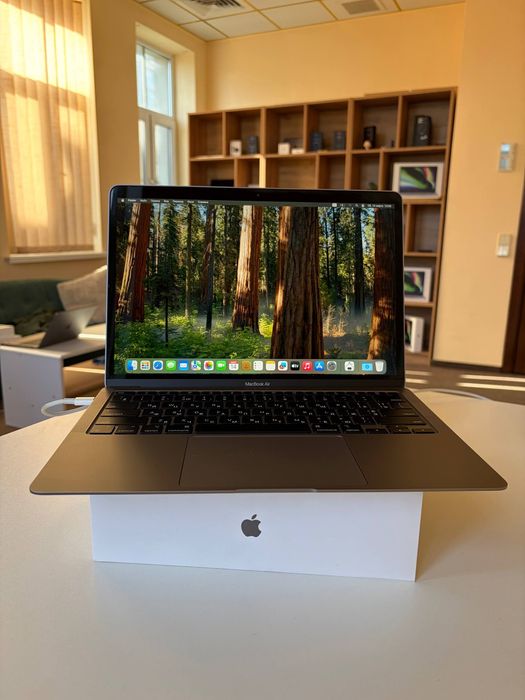 MacBook Air 13" Space Gray Late 2020 (MGN63)