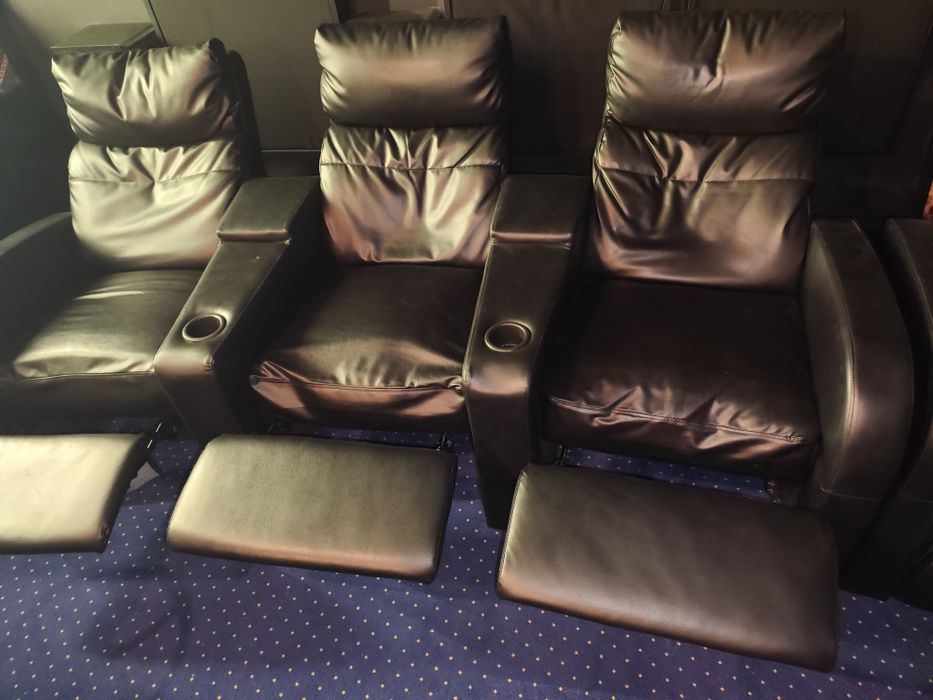 Sprzedam fotele kinowe