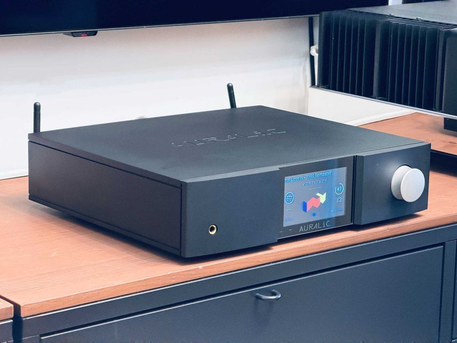 Auralic Altair G1 — стример+ЦАП+преамп с технологиями флагмана G2 ℹ️ чип ESS Sabre, точное тактирование femto clock, DSD512, Roon | 9 из 10, коробка