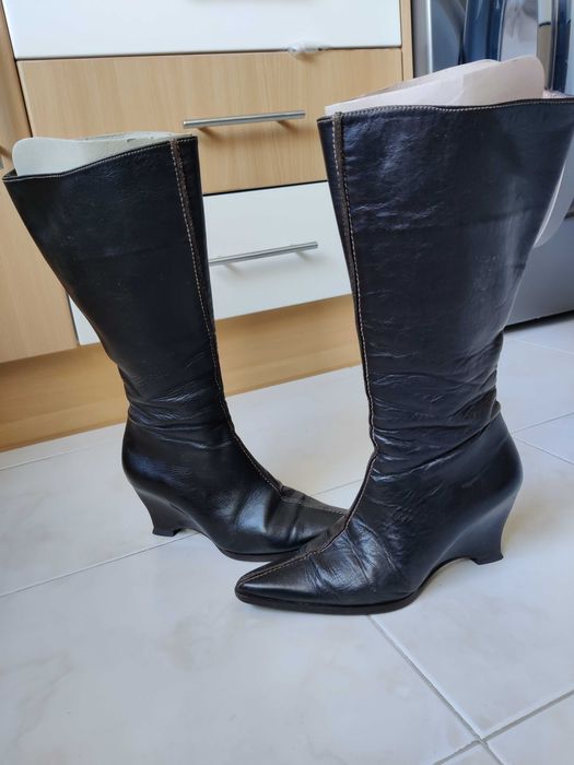 High-Heeled Leather Boots with Platform Heel