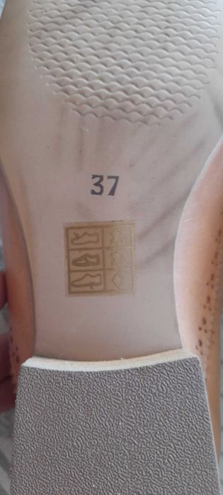 Buty włoskie ze skóry typu oxfordki 37