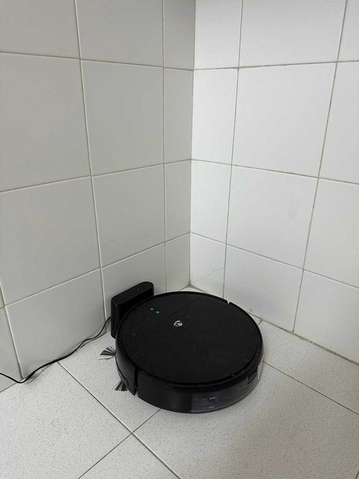 Robô Aspirador Marca Nedis