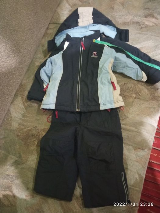 Продам детский костюм