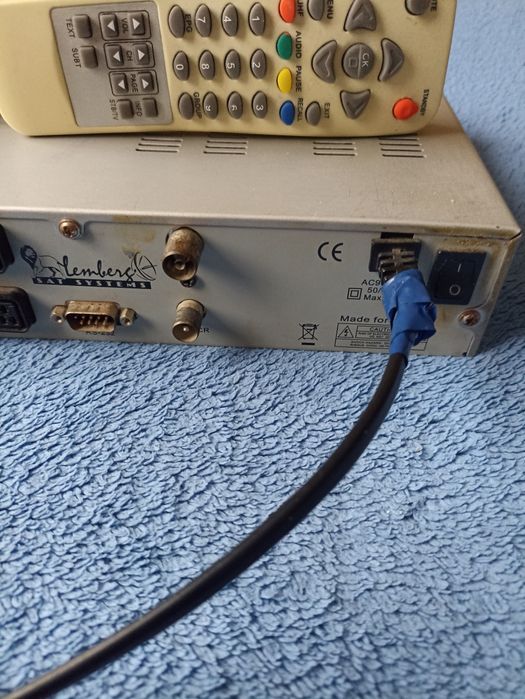 Тюнер для супутникового телебачення робочий