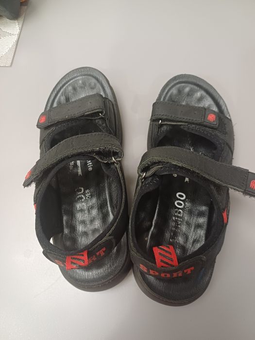 Босоніжки на хлопця 36 розміру Off- white