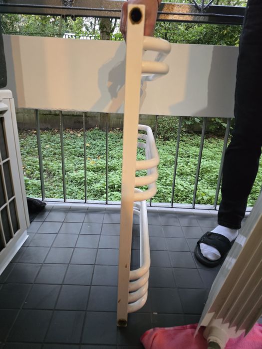 Grzejnik / kaloryfer drabinkowy