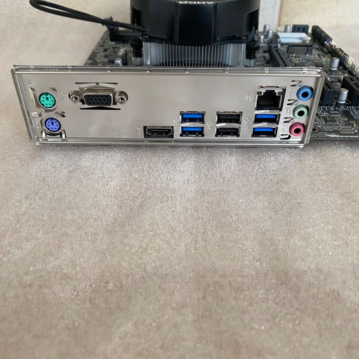 Motherboard ASUS PRIME A320M-K + CPU Ryzen 3 2200G