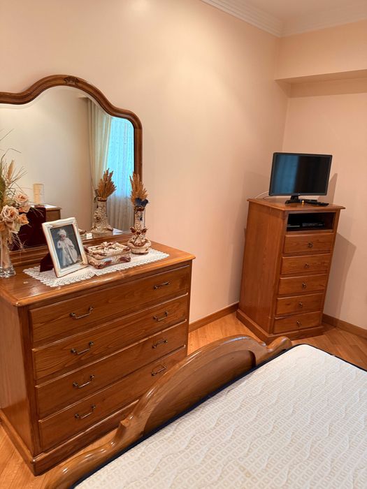 Quarto de Casal / Solteiro -  Completo (2)