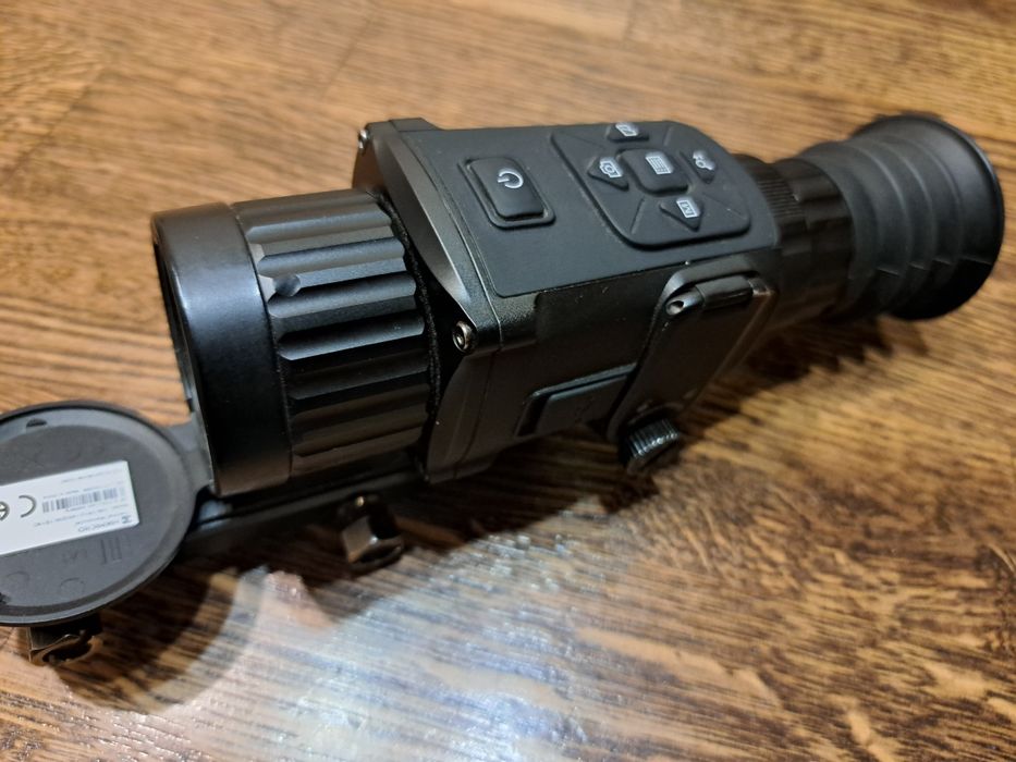 Продам Тепловізійний приціл NICMICRO 19