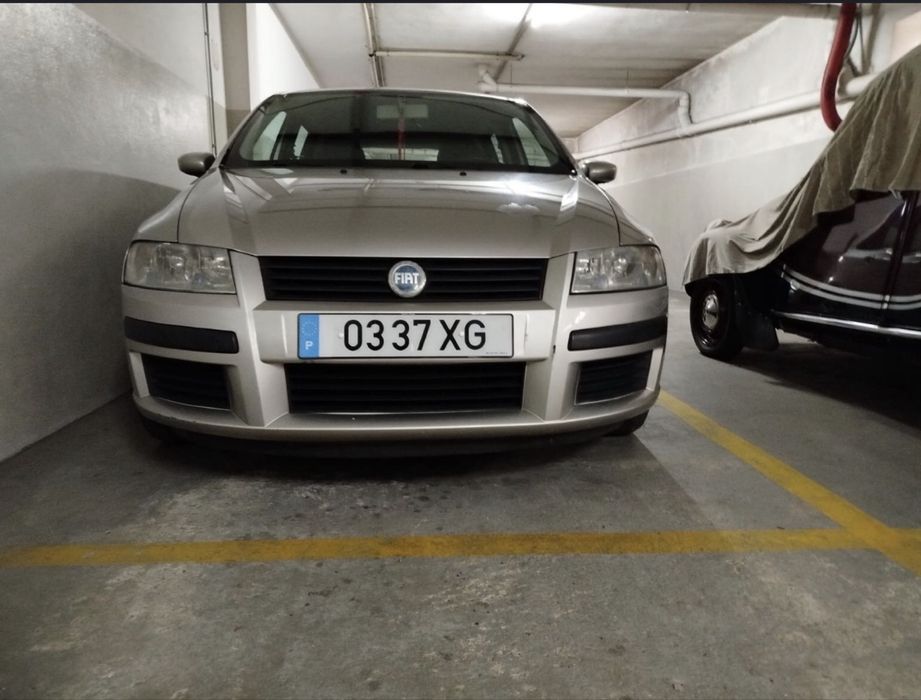 Vende - se Fiat Stilo 1.2 16v 2004