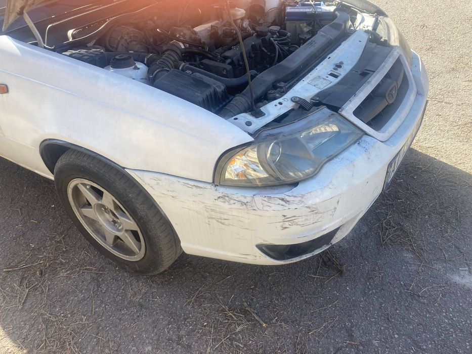 Продаю машину Daewoo nexia N-150 2011 год