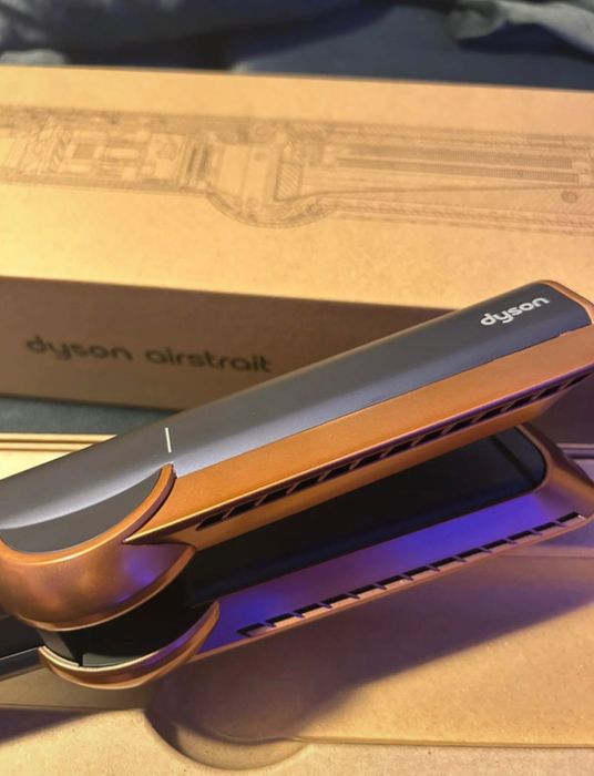 Prostownica dyson Airstrait ht01