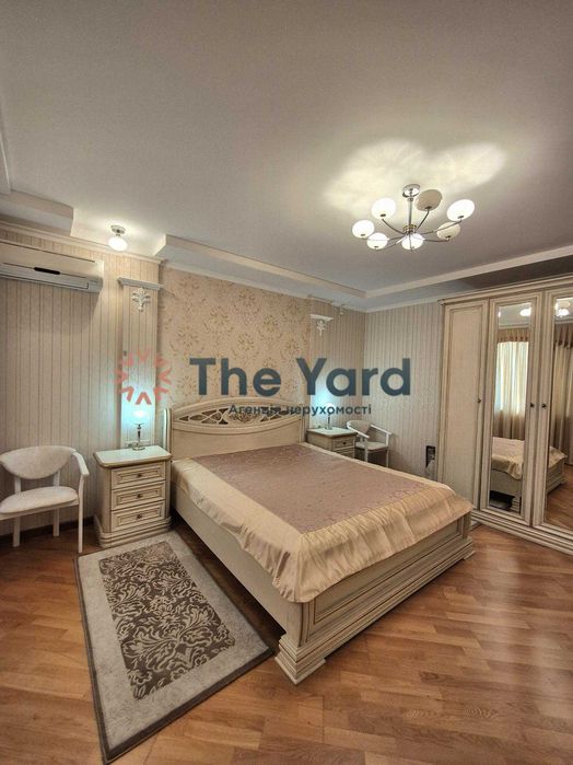 Продаж дизайнерської 5 кім. квартири вул. Гришка Михайла 9 Осокорки