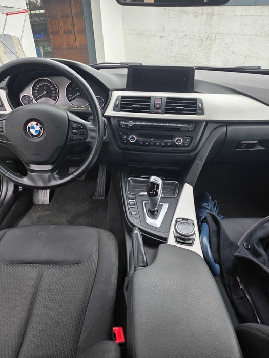 BMW 320d Auto (2014) – Excelente Estado, Full Extras, 5.5L/100km