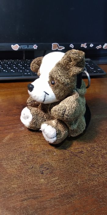 Плюшевая собачка ,рюкзачек на замке