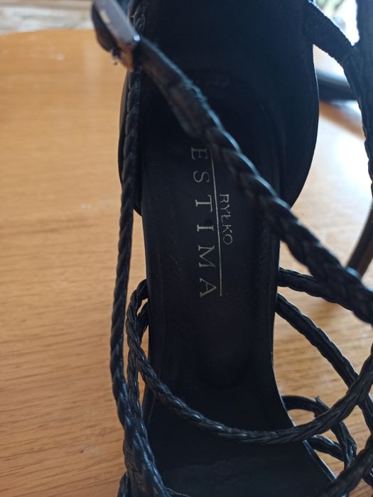 Skórzane buty szpilki Ryłko 37