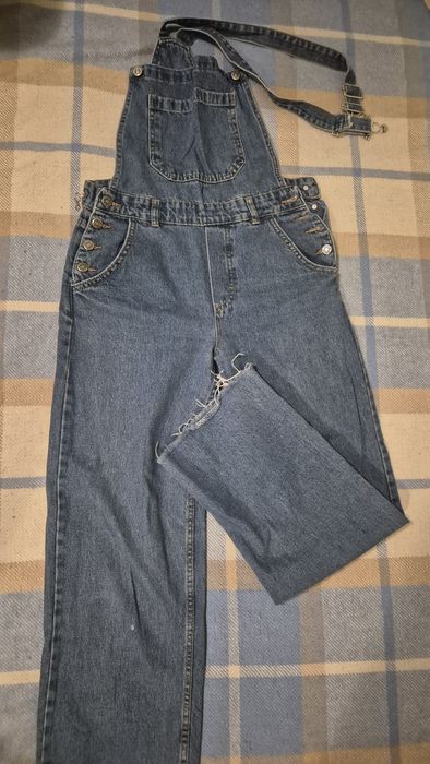 Джинсовий комбінезон