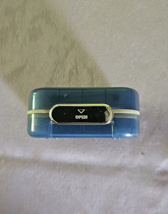 Caixa medicamentos viagem